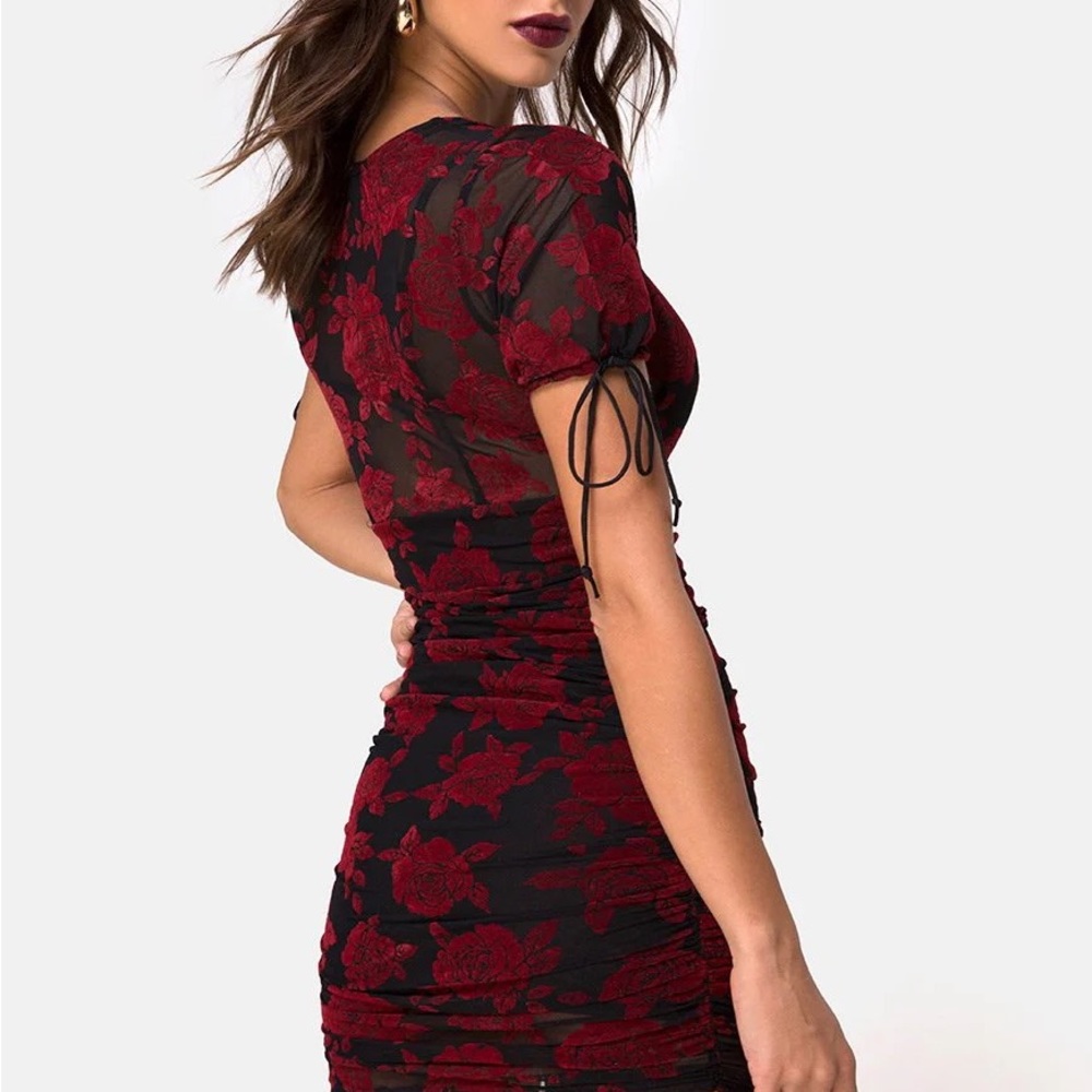 Motel Rocks Red & Black Ruched Floral Bodycon Dress - Picture 4 of 7